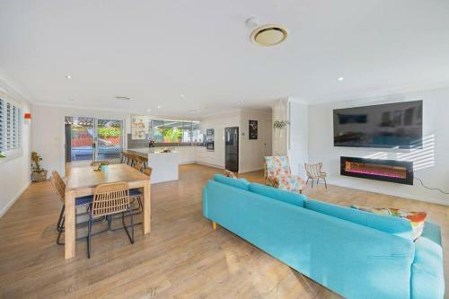 Palm Hill - Pool, Ducted Aircon, Space