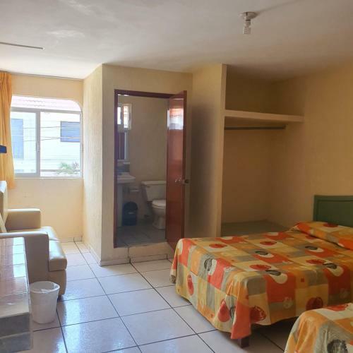 Hotel Plaza Jardin