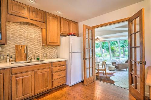 Ca�on City Casa With Spacious, Private Yard!