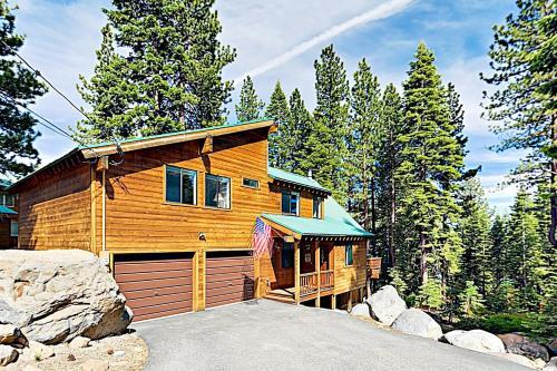Falcon Point Pines