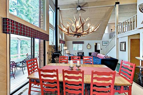 Falcon Point Pines