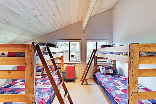 Falcon Point Pines
