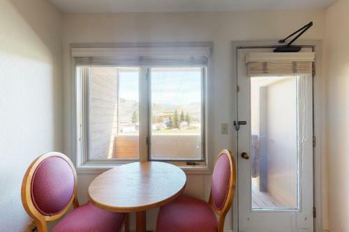 Silvercreek Suite 526