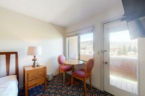 Silvercreek Suite 526