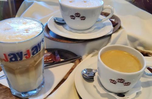 Bed & Breakfast Hotel-caf� 3 Kronen