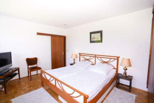 Apartamento Fewo "alte Schule"