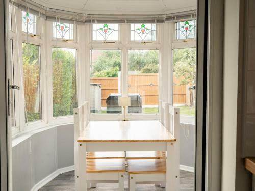 Pass The Keys Recently Updated Large Edwardian House - Sleeps 7