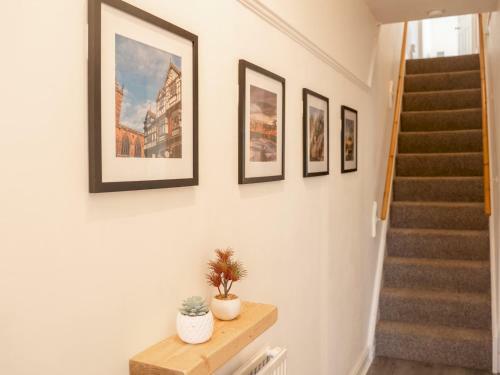 Pass The Keys Recently Updated Large Edwardian House - Sleeps 7