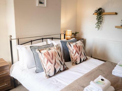 Pass The Keys Recently Updated Large Edwardian House - Sleeps 7