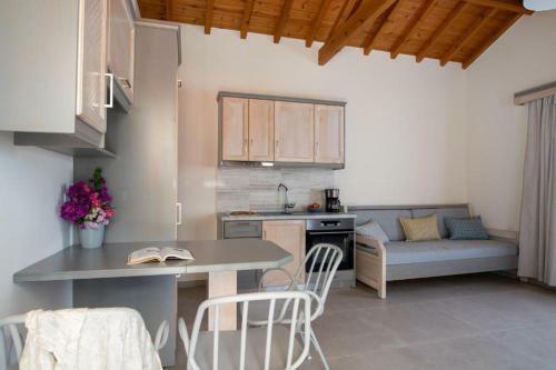 Limnionas Panoramic Houses