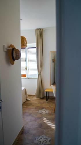 Hostal Castellabate Apartments Camere