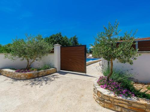 Holiday Home Maslina