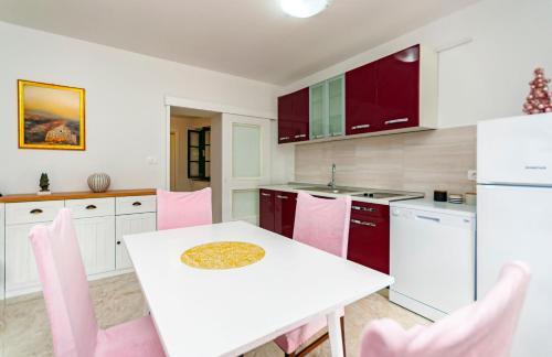 Apartment Roko