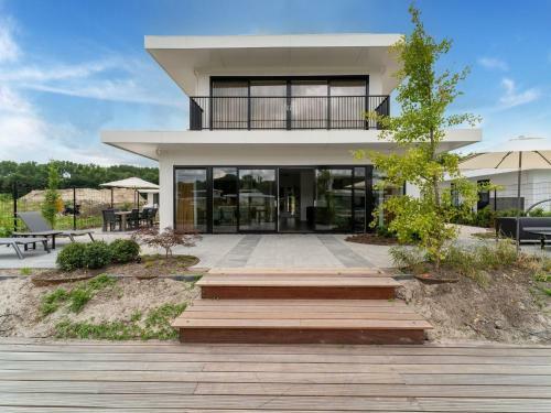 Spacious Villa In Zeewolde With Infrared Sauna