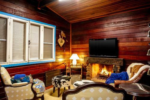 Azul Do Vale, Ch�cara Em Jarin� 50 Min De Sp/ Wifi