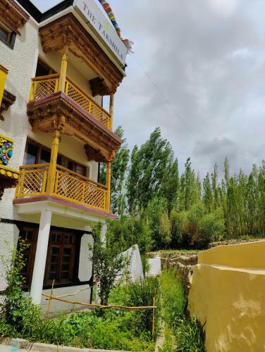 Hotel The Takshila