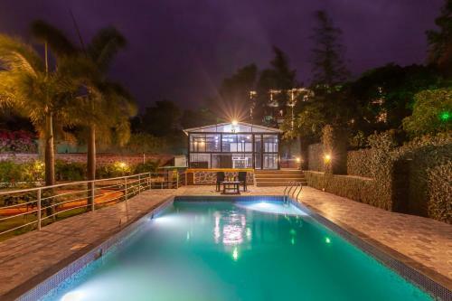 Villa Stone Mansion By Excellence
