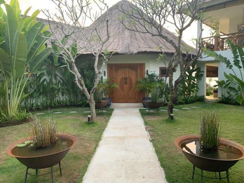 Villa Ravenala