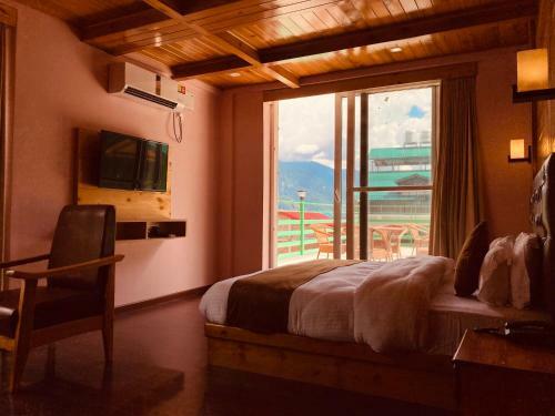 Hotel Vista Resort-centrally Heated & Air Cooled