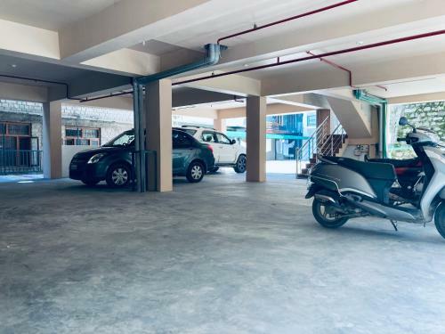 Hotel Vista Resort-centrally Heated & Air Cooled