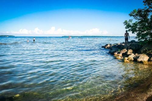 Dream House By Lake Simcoe Beach