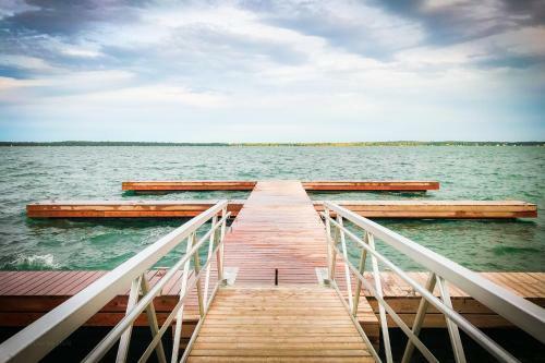 Dream House By Lake Simcoe Beach