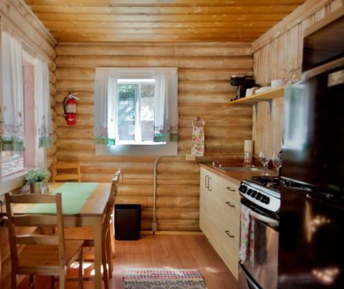 The Daisy Cabin With Mountain Views