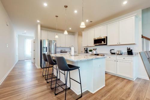 Bayside - 20553 Cattail Creek Ln