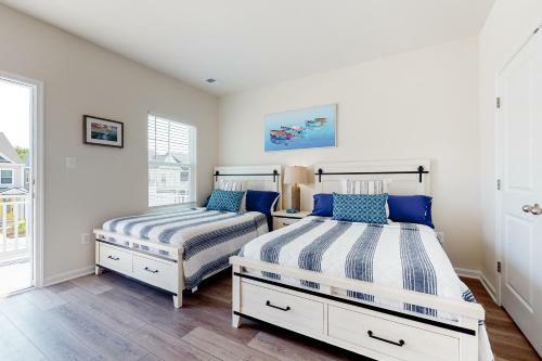 Bayside - 20553 Cattail Creek Ln