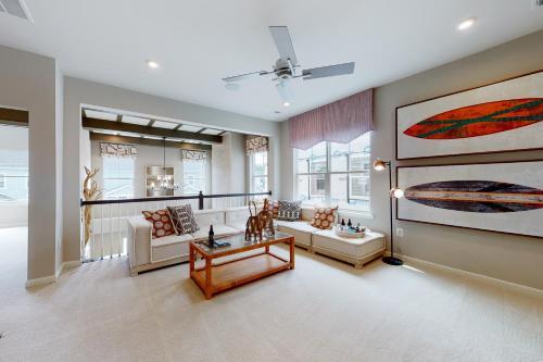 Bayside Resort -21408 Sweetwater Square