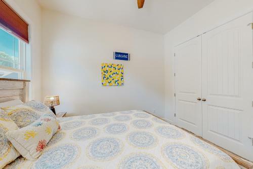 Ocean View Beach Club --- 19 Murrells Ct