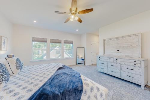 Ocean View Beach Club --- 19 Murrells Ct