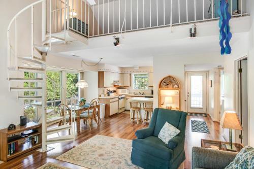 Sea Colony --- 9707 Evergreen Way