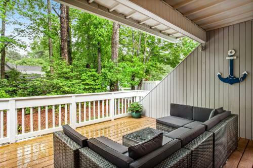 Sea Colony --- 9708 Evergreen