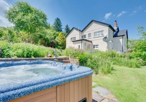 Group Accommodation In The Brecon Beacon