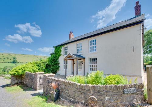 Group Accommodation In The Brecon Beacon