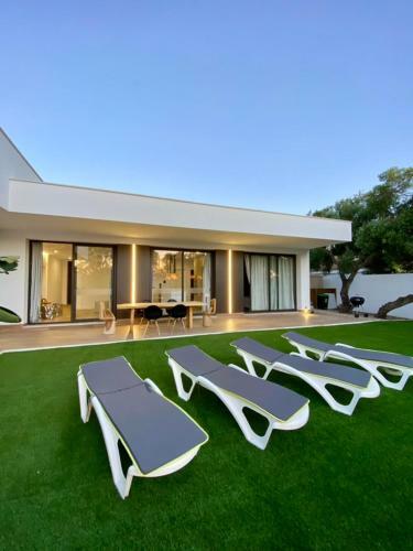 Vista Lago Ville