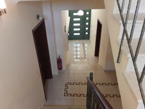 Dais Apartments