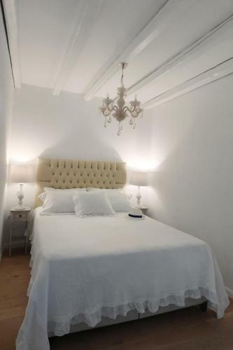 Hostal Chez Nous