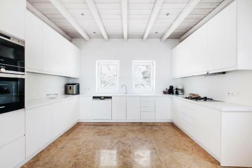 Top Luxury Private Villa