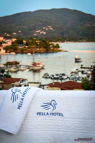 Pella Hotel - New
