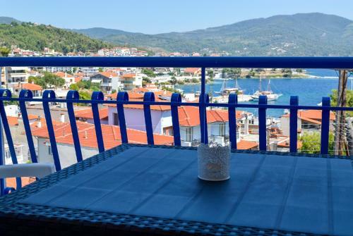 Pella Hotel - New