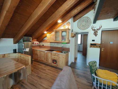 Apartamento Hostdomus - Wood Loft