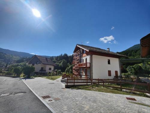 Apartamento Hostdomus - Wood Loft