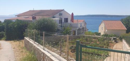 Apartmani Marijan Zavala