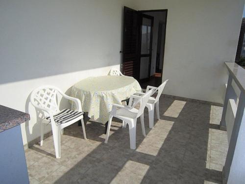 Large Holiday Home In Pag Dalmatia, Croatia