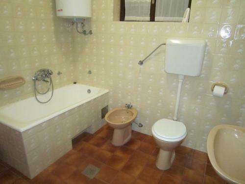 Large Holiday Home In Pag Dalmatia, Croatia