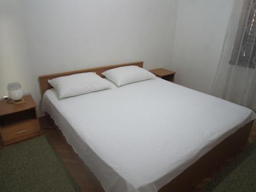Large Holiday Home In Pag Dalmatia, Croatia