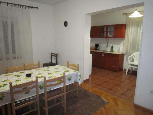 Large Holiday Home In Pag Dalmatia, Croatia