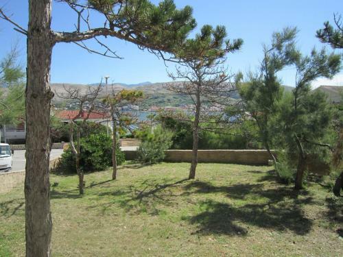Large Holiday Home In Pag Dalmatia, Croatia